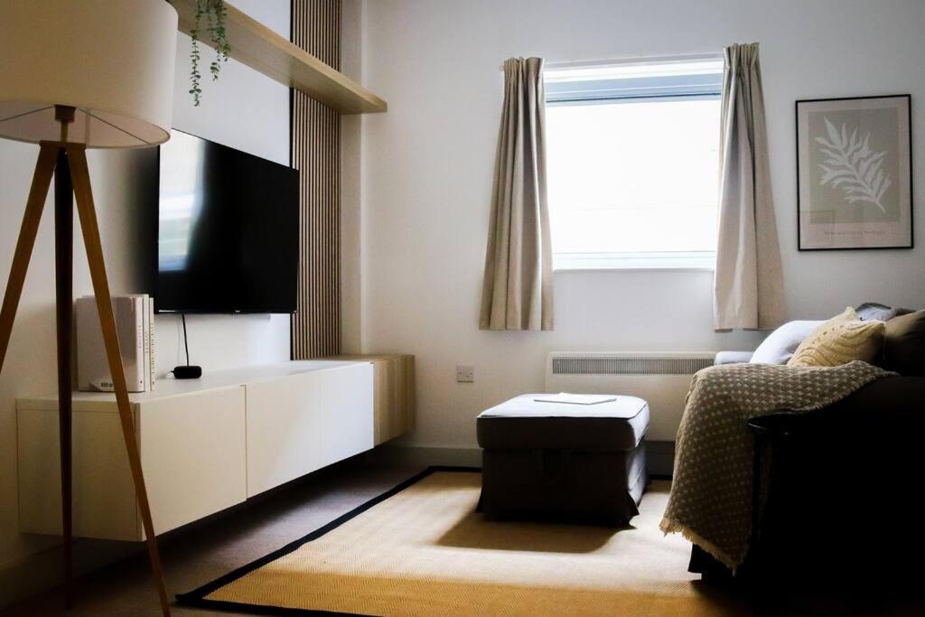 Luxurious Fully Equipped Cowley 1 Bed Apartment With Free Parking Оксфорд Экстерьер фото